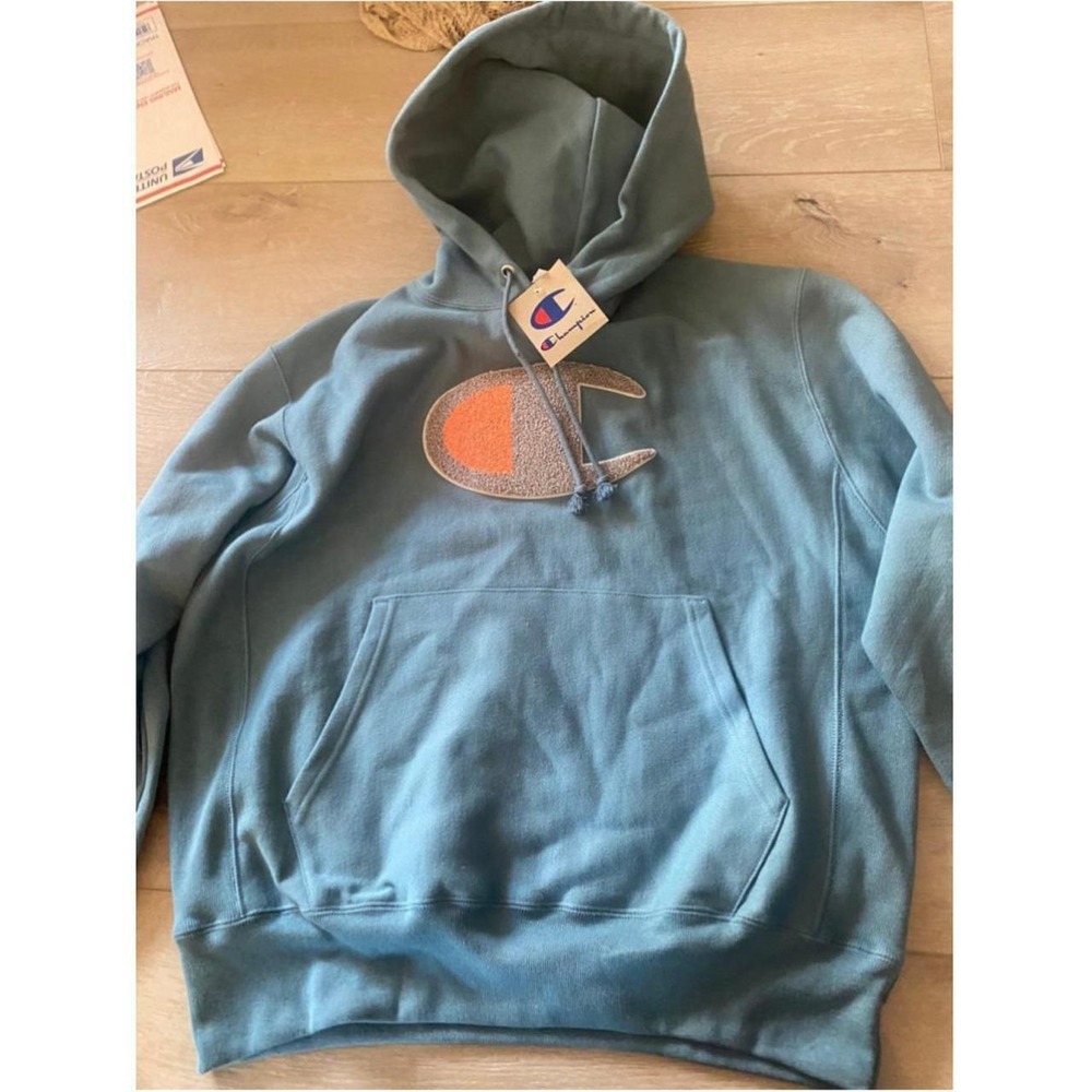 NWT Chamions hoodie size medium